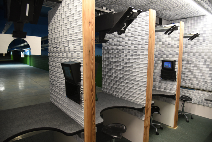 Indoor rifle range shooting lanes Indoor rifle range shooting lanes